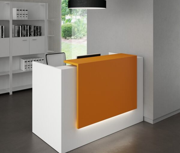 Petite banque d'accueil design en blanc et orange de la gamme Bench