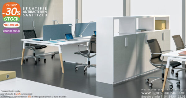 Bureaux open space 4 postes de travail, design nordique, écrans optionnels
