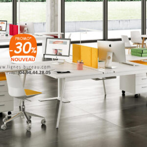 Bureau bench blanc 2 personnes pour open space design, avec écran acoustique jaune, Kiwi