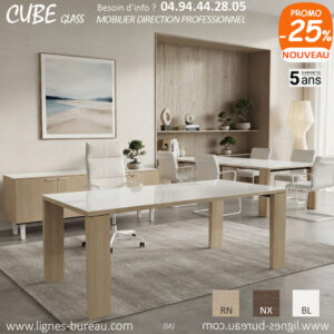 Bureau direction design en verre blanc et pieds bois, Cube-glass