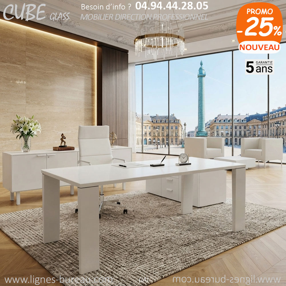 Bureau de direction blanc en verre trempé laqué brillant avec pieds évasés contemporains CUBE GLASS